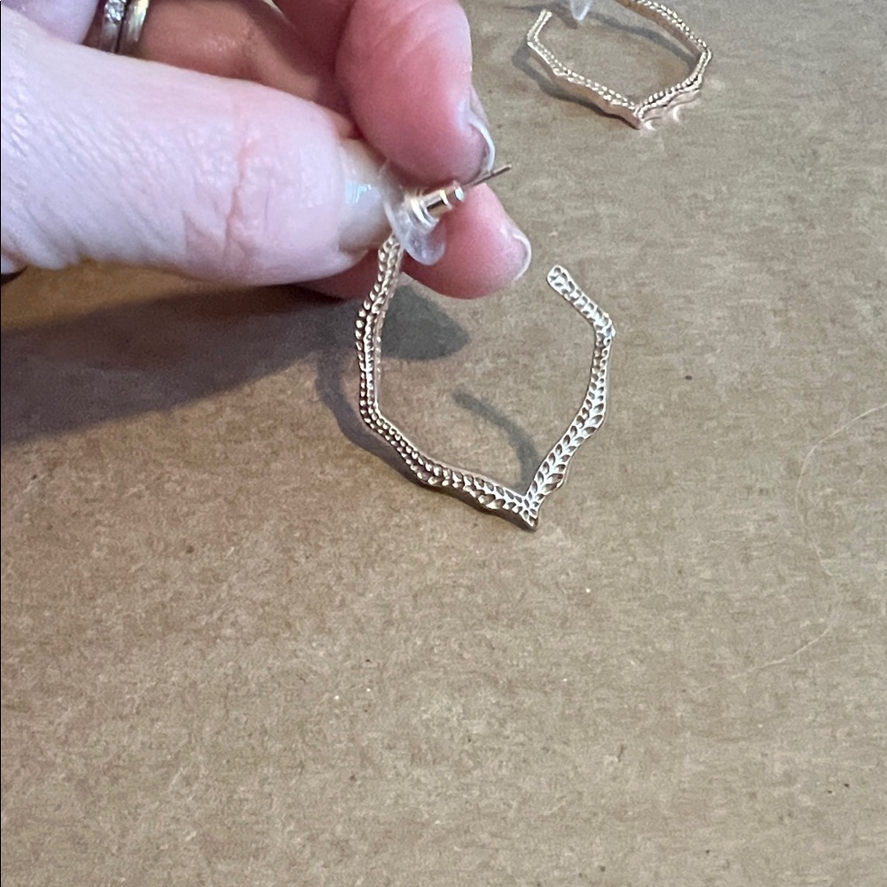 Kendra Scott Rose Gold Hoop Earrings - Picture 3 of 5